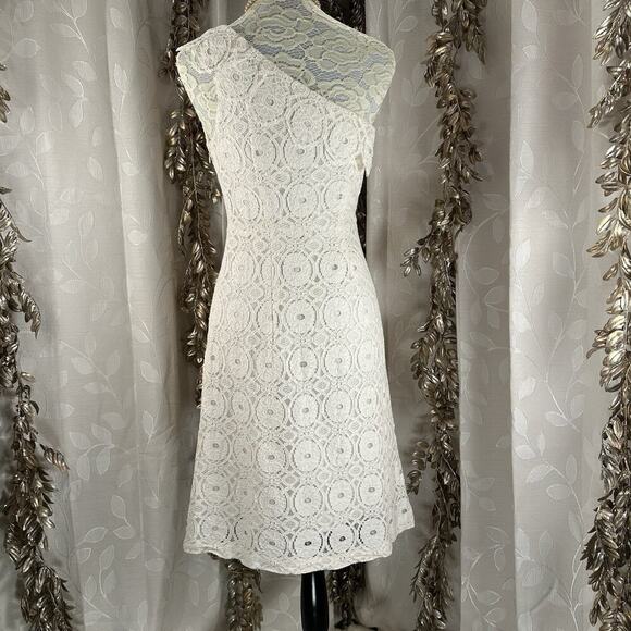 Merona Women’s 6 Off-White Lace Crochet One-Shoulder Dress Scallop‎ Hem Cocktail - Picture 5 of 13